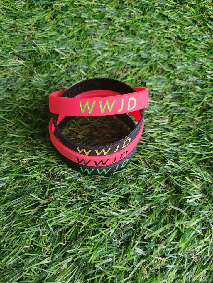 This wristband serves as a daily reminder to embody the values of Jesus in your daily life. With its high-quality design, it encourages a lifestyle of compassion and empathy. Join the movement and ask yourself, "What would Jesus do?" everyday Carry your faith with you throughout the day with this WWJD wristband—a timeless reminder to pause and reflect on your values when facing life's decisions. Designed for those seeking spiritual guidance in everyday moments, this wristband serves as a subtle yet powerful